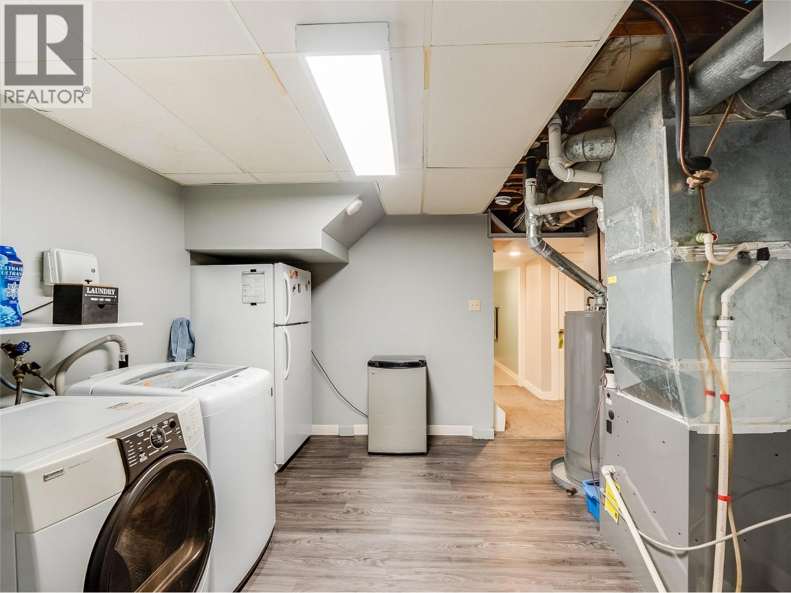 221 Pinewood Drive, Castlegar, British Columbia  V1N 2M5 - Photo 42 - 10385052