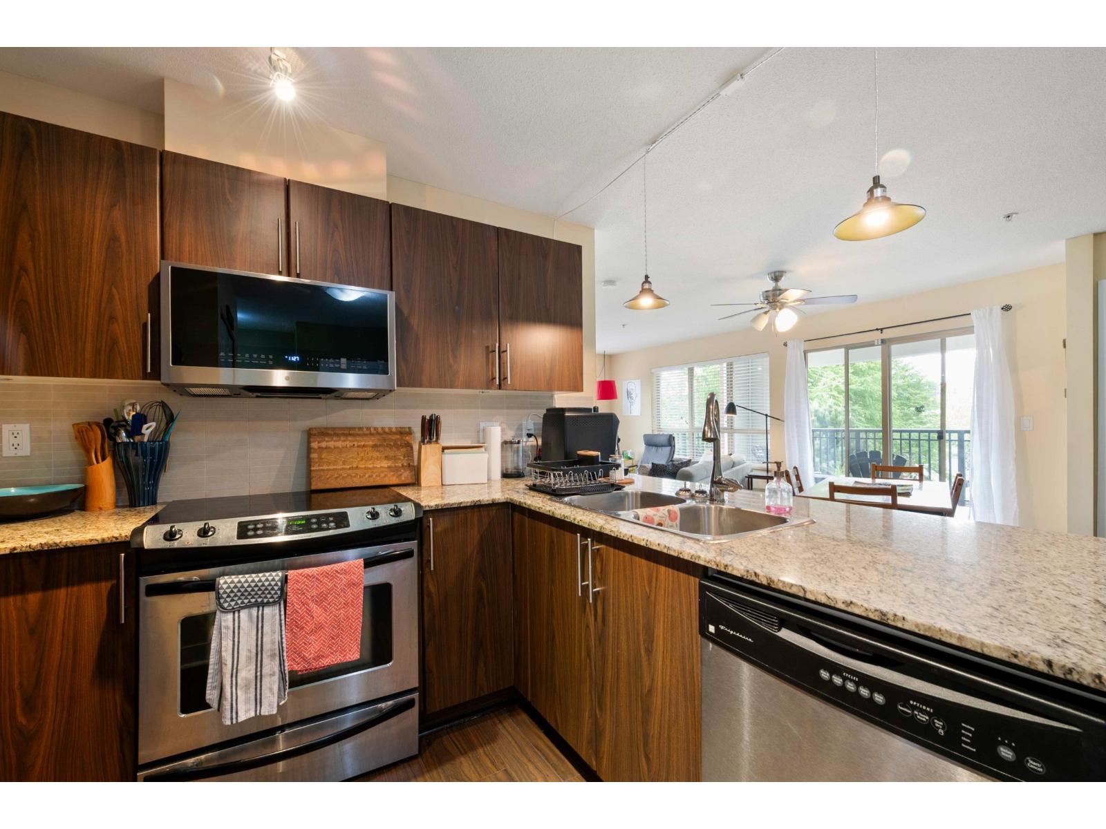 A315 8929 202 Street, Langley, British Columbia  V1M 0B4 - Photo 6 - R3117267