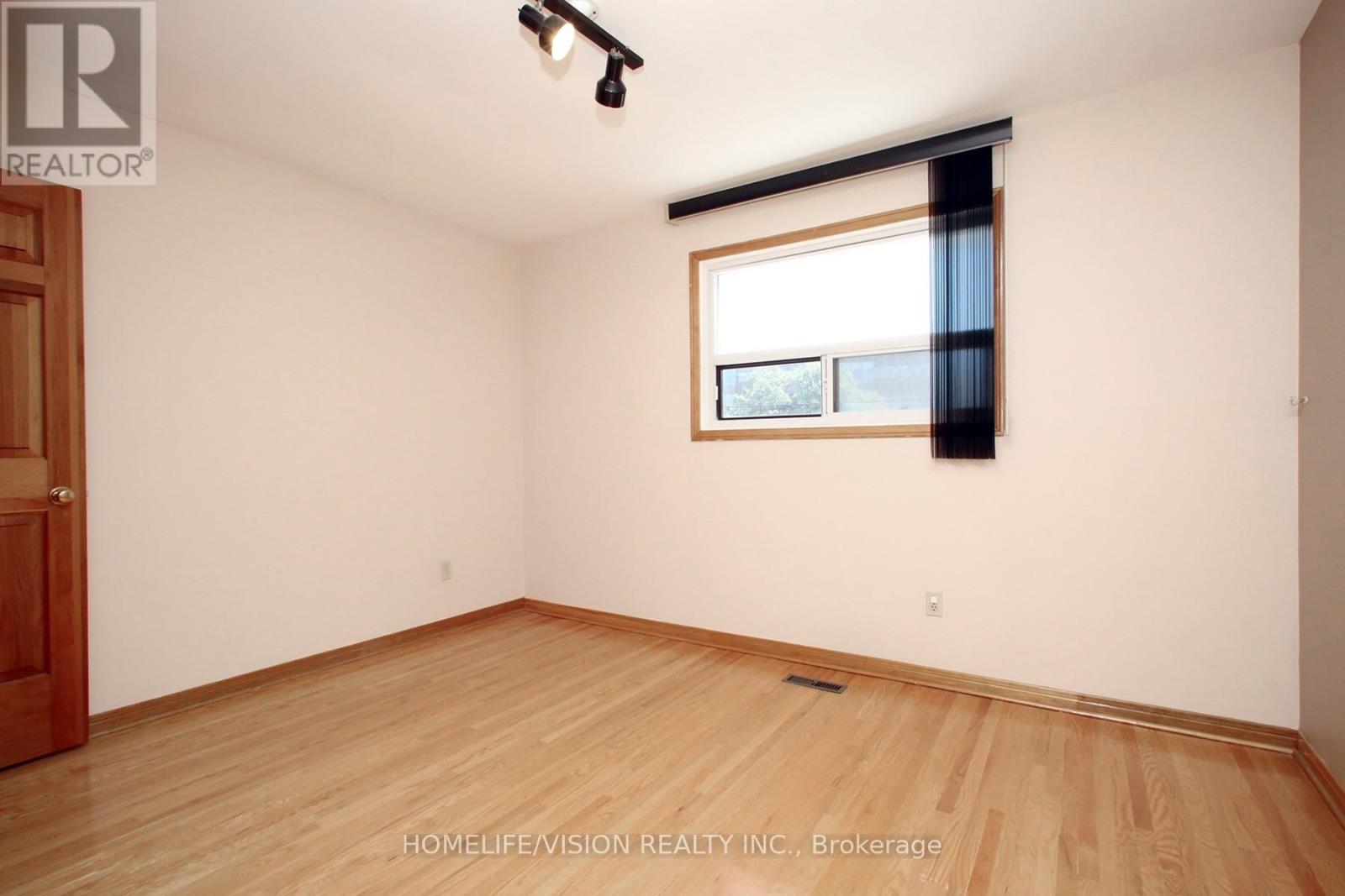 67 Hickorynut Drive, Toronto, Ontario  M2J 4W6 - Photo 10 - C13058342