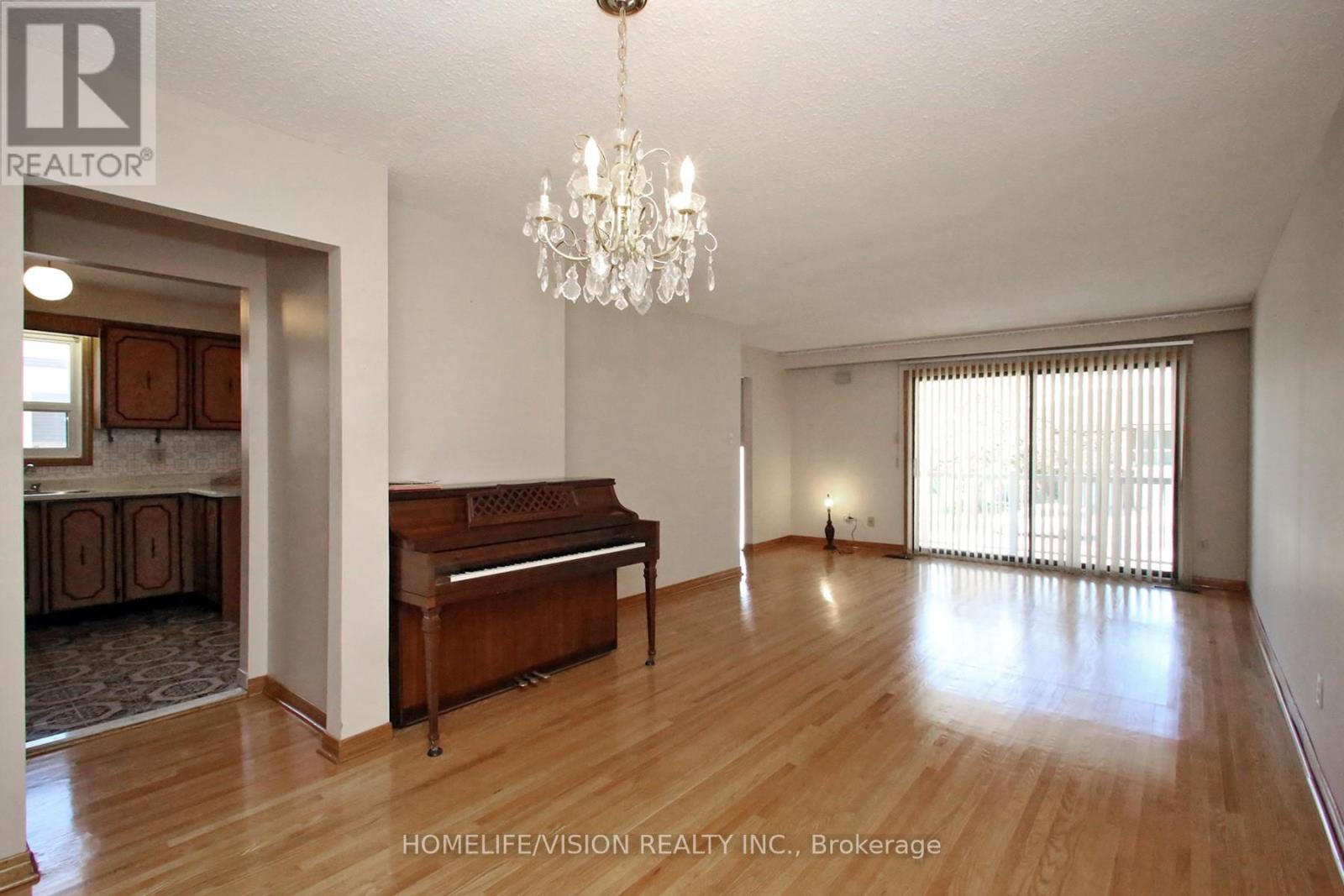 67 Hickorynut Drive, Toronto, Ontario  M2J 4W6 - Photo 16 - C13058342