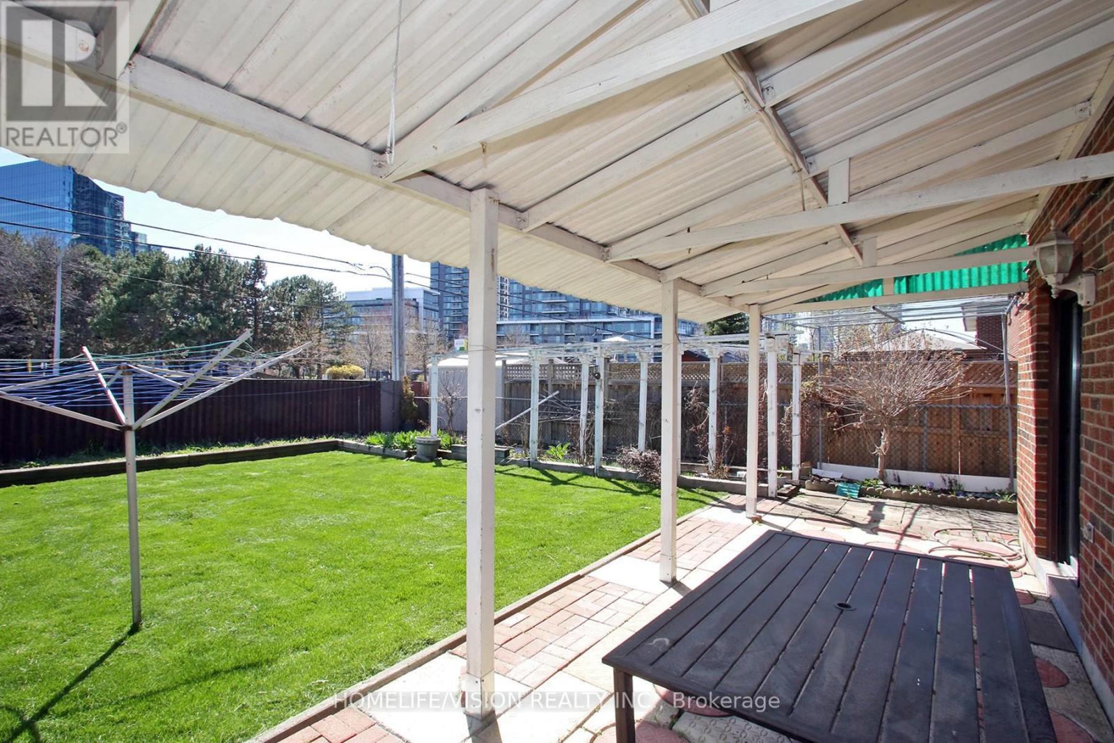 67 Hickorynut Drive, Toronto, Ontario  M2J 4W6 - Photo 28 - C13058342