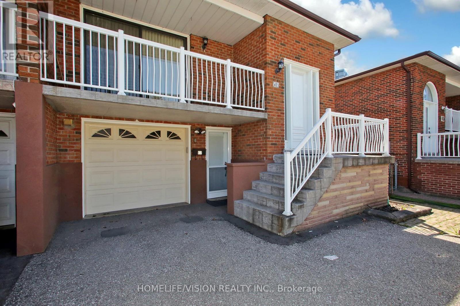 67 Hickorynut Drive, Toronto, Ontario  M2J 4W6 - Photo 3 - C13058342
