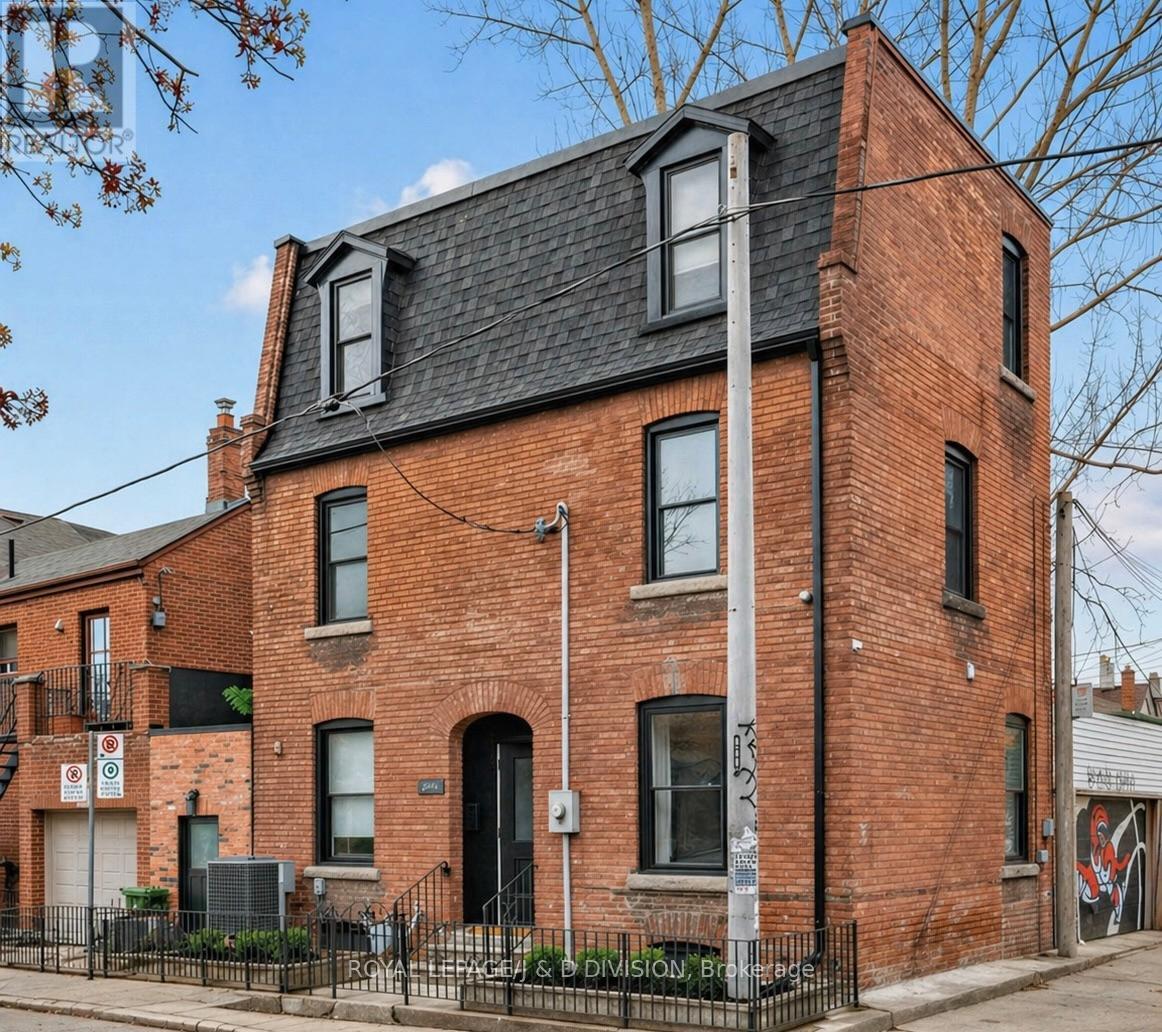 194 SHAW STREET, Toronto, Ontario