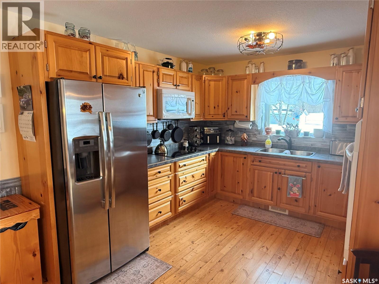 Yelland Acreage - Torch River Rm No. 488, Torch River Rm No. 488, Saskatchewan  S0E 1E0 - Photo 5 - SK034299