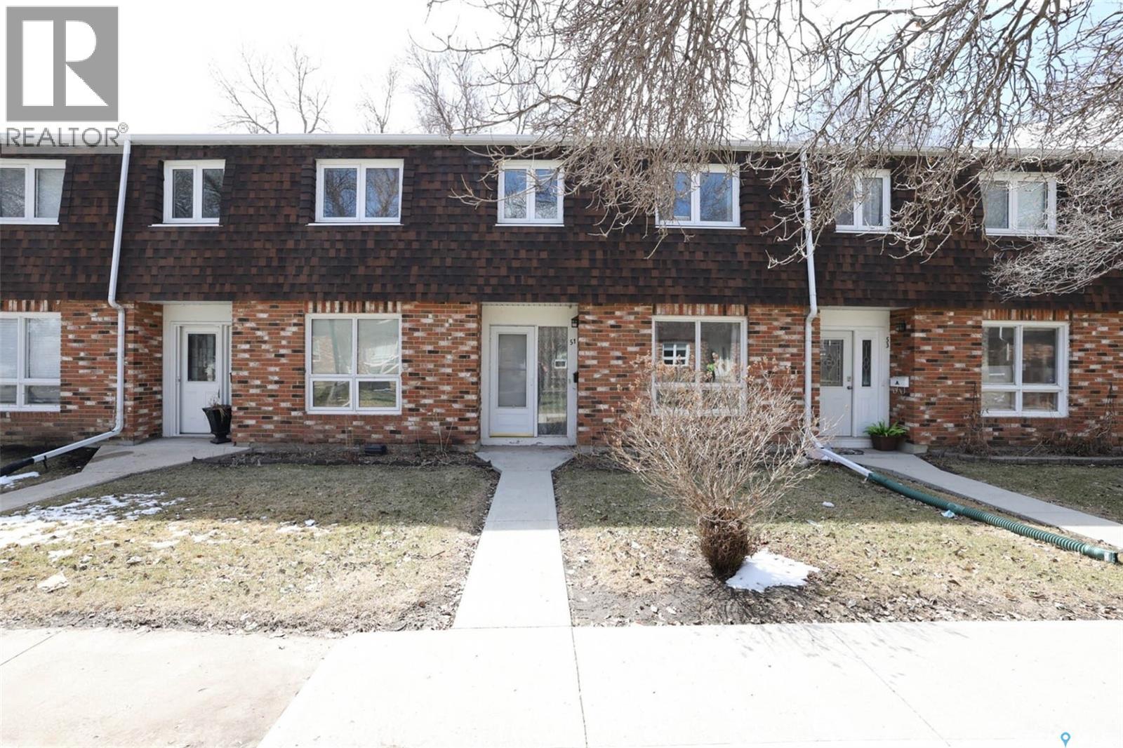 51 Spruceview Road, Regina, Saskatchewan  S4R 0E1 - Photo 1 - SK034256