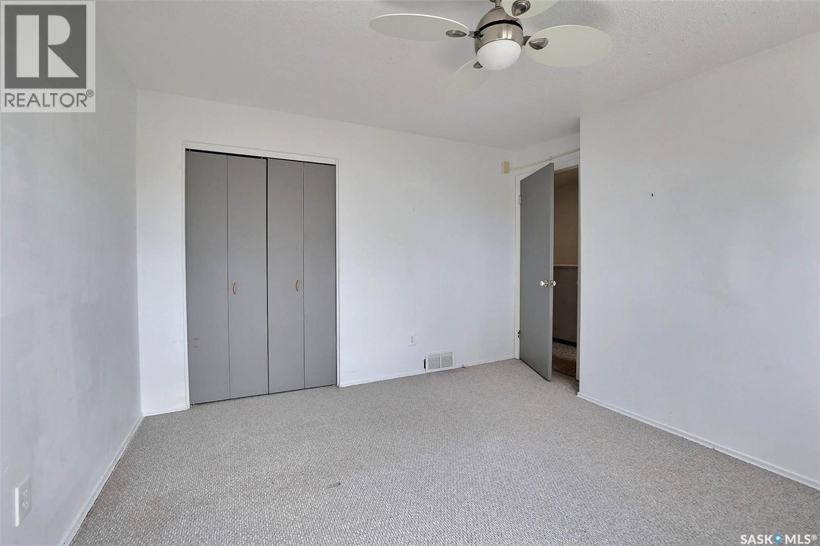 51 Spruceview Road, Regina, Saskatchewan  S4R 0E1 - Photo 13 - SK034256