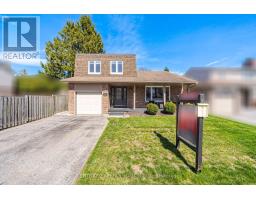 1825 BRONTE SQUARE, Pickering, Ontario