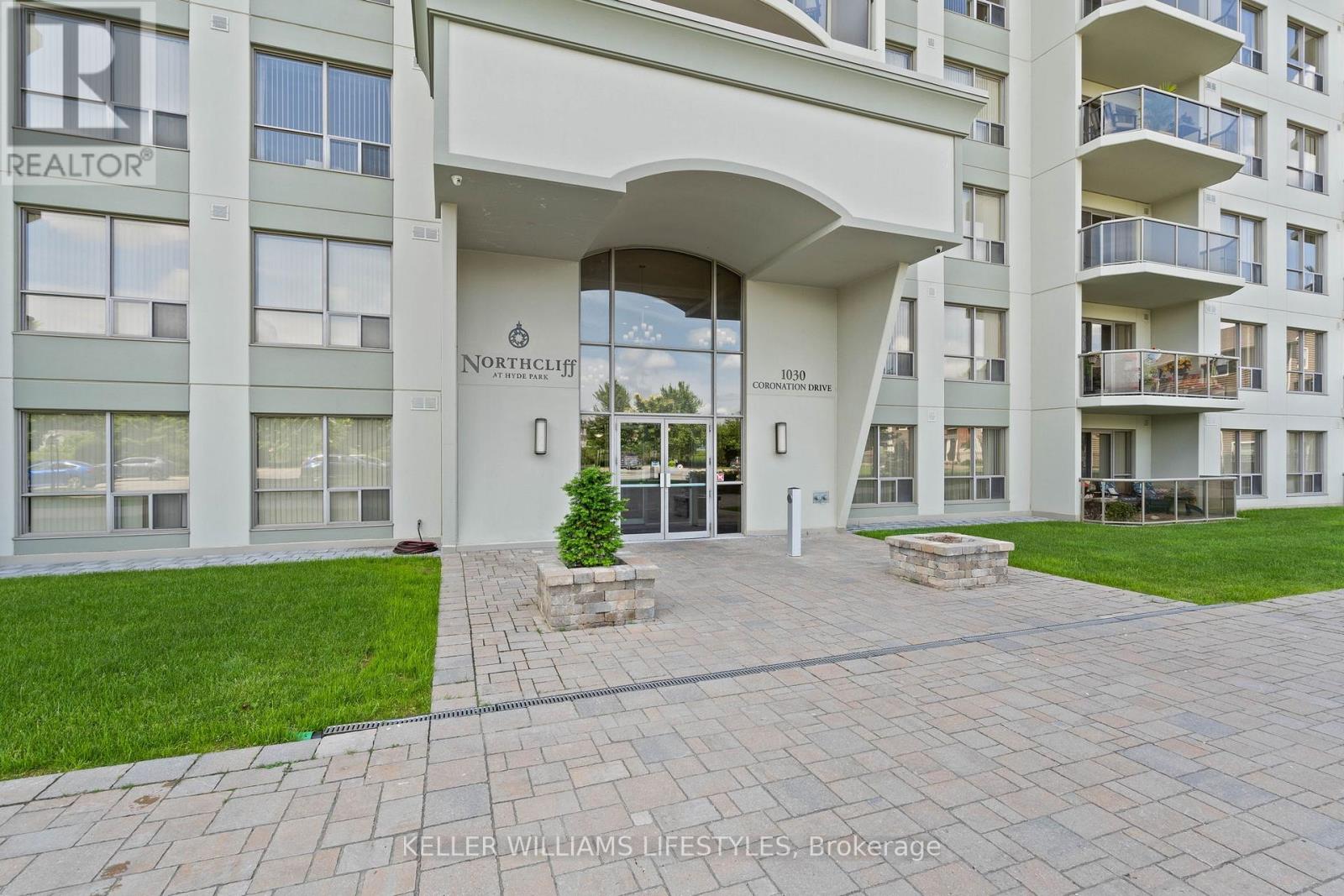 1004 - 1030 Coronation Drive, London North, Ontario  N6G 0G5 - Photo 33 - X12912962