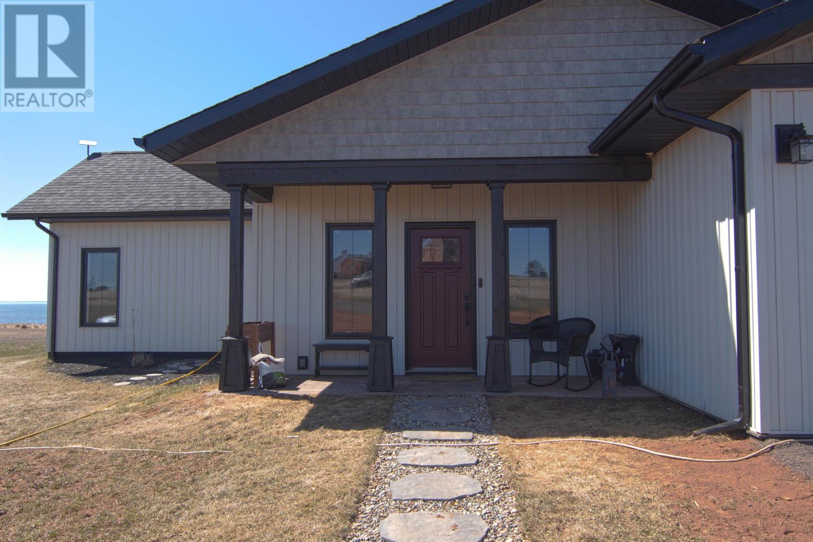 66 Notre Dame Road, Mont Carmel, Prince Edward Island  C0B 2E0 - Photo 4 - 202608977