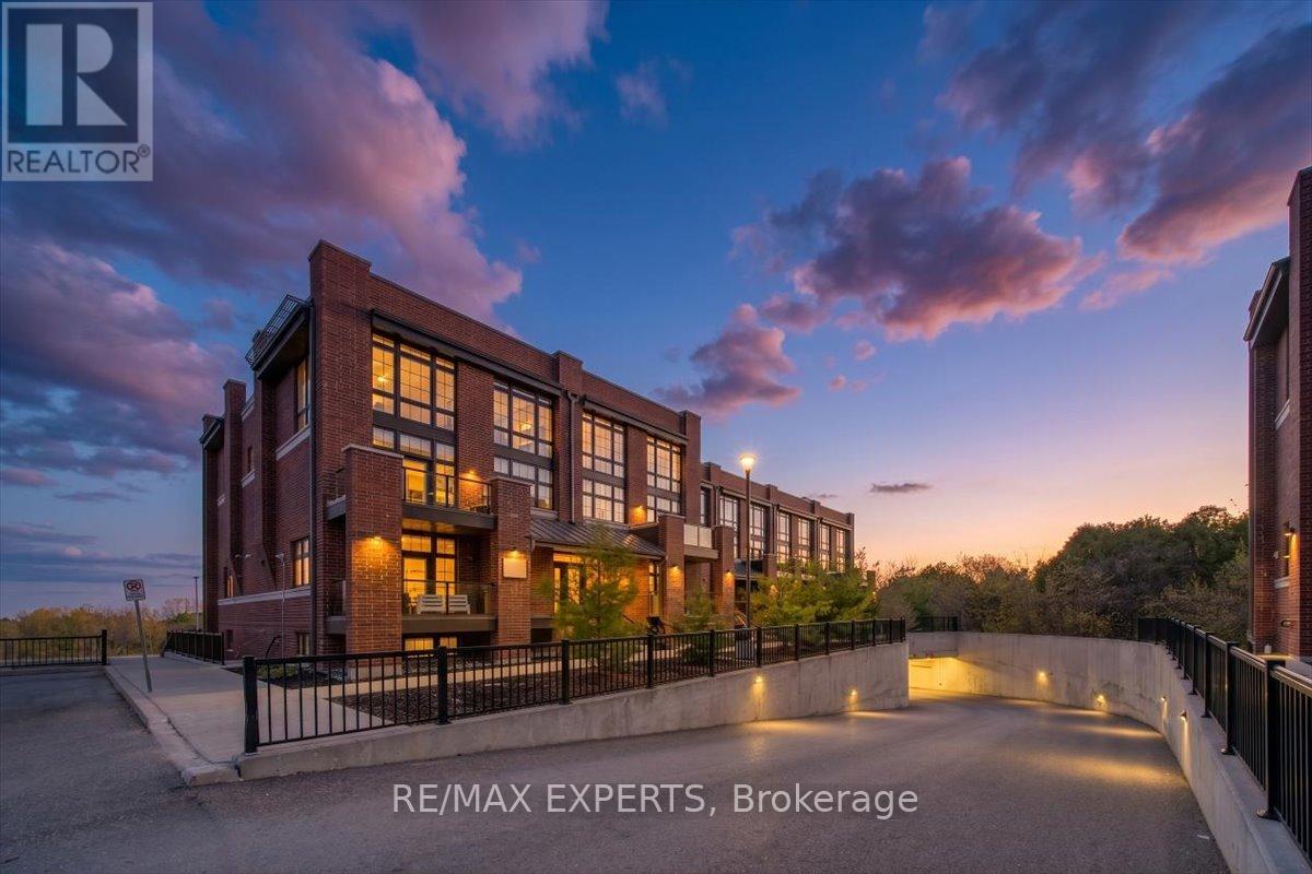 304 - 2 LINSMORE PLACE, Whitchurch-Stouffville, Ontario