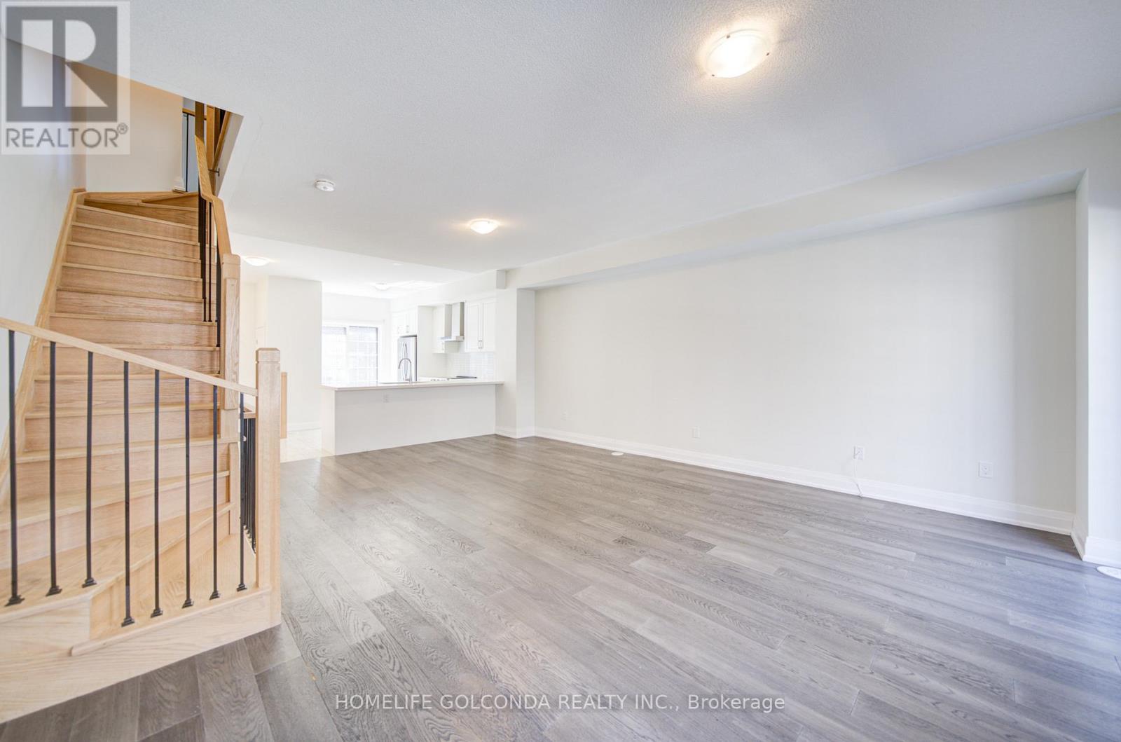 7 Maybank Lane, Whitchurch-Stouffville, Ontario  L4A 4X7 - Photo 18 - N13058478