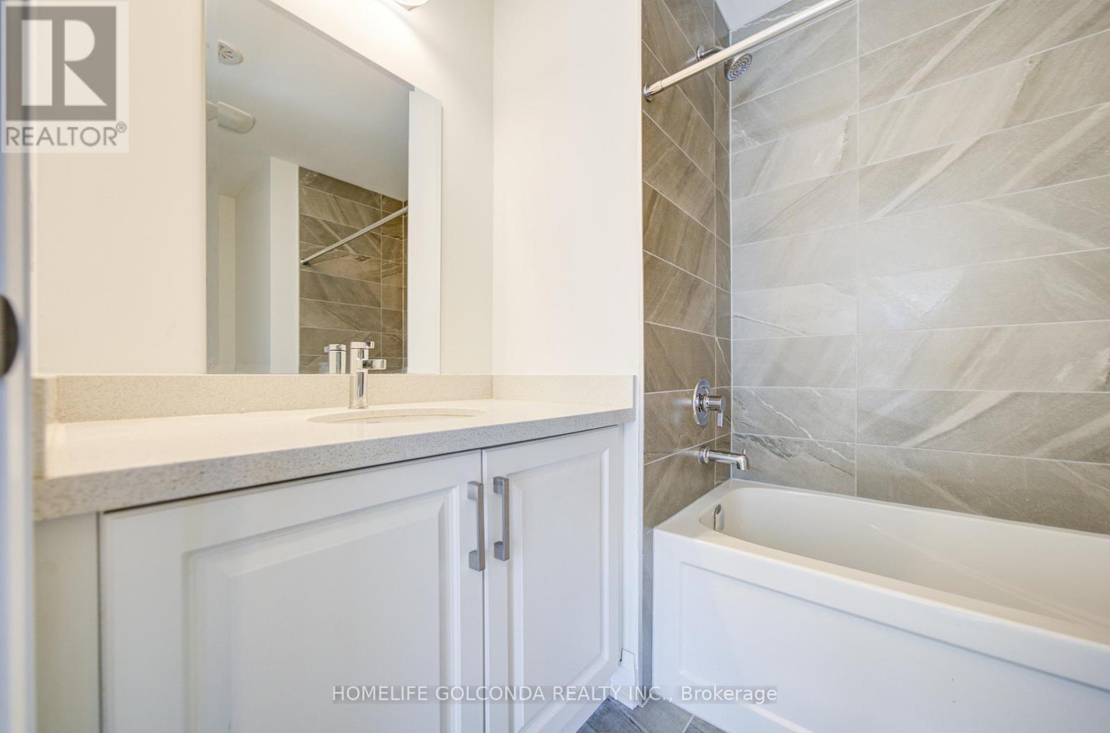 7 Maybank Lane, Whitchurch-Stouffville, Ontario  L4A 4X7 - Photo 24 - N13058478