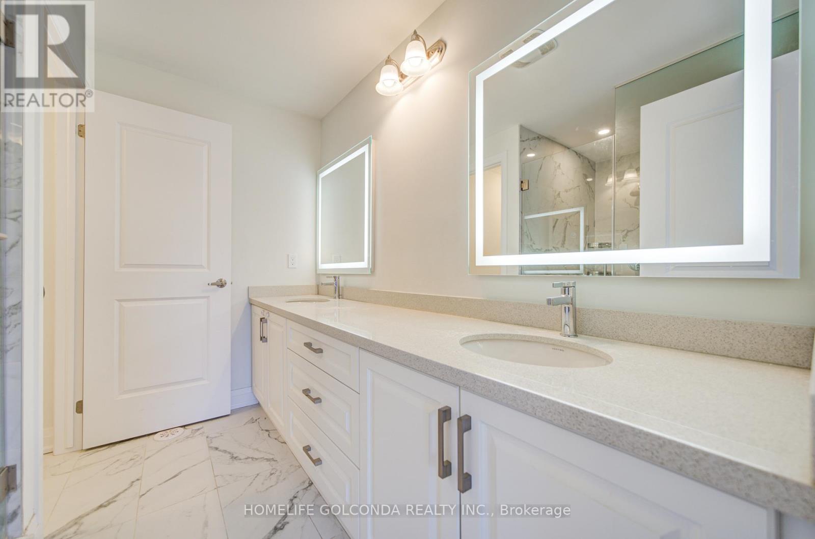 7 Maybank Lane, Whitchurch-Stouffville, Ontario  L4A 4X7 - Photo 38 - N13058478