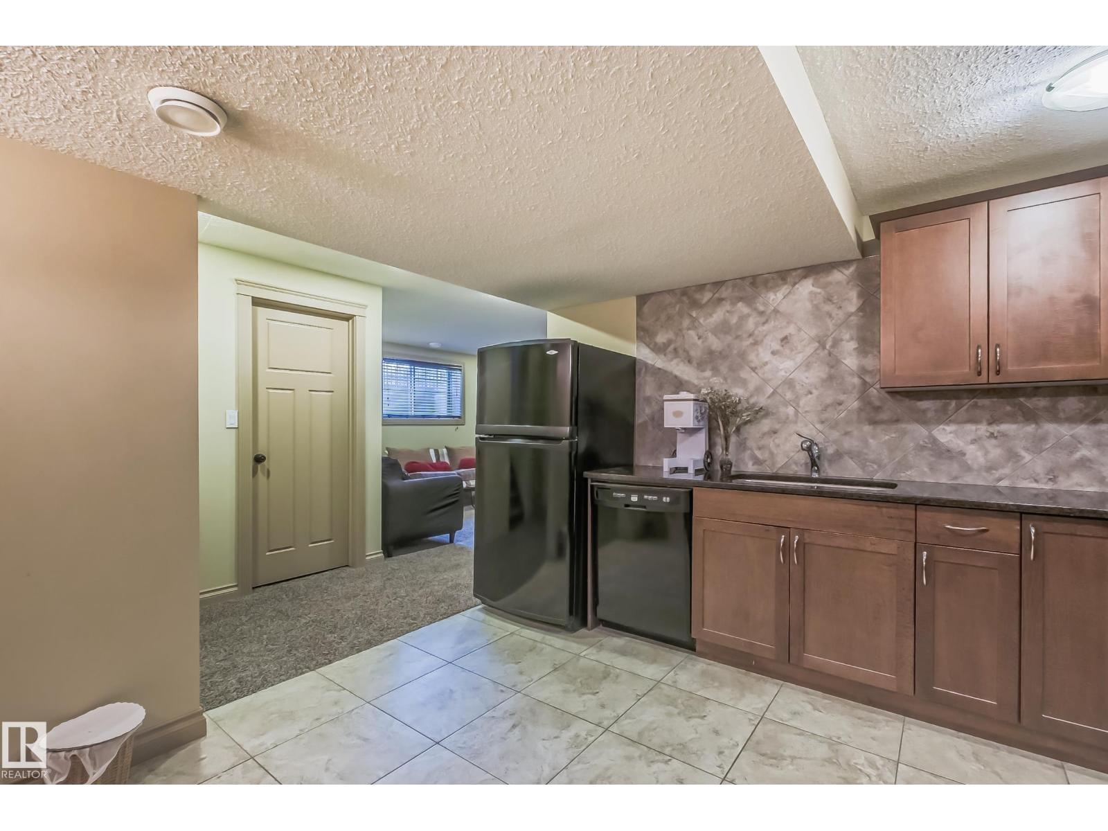 1204 Colonel Stone Av Nw, Edmonton, Alberta  T5E 0E5 - Photo 40 - E4484635