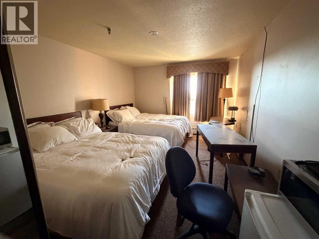 5003 50 Street, Provost, Alberta  T0B 3S0 - Photo 11 - A2268463