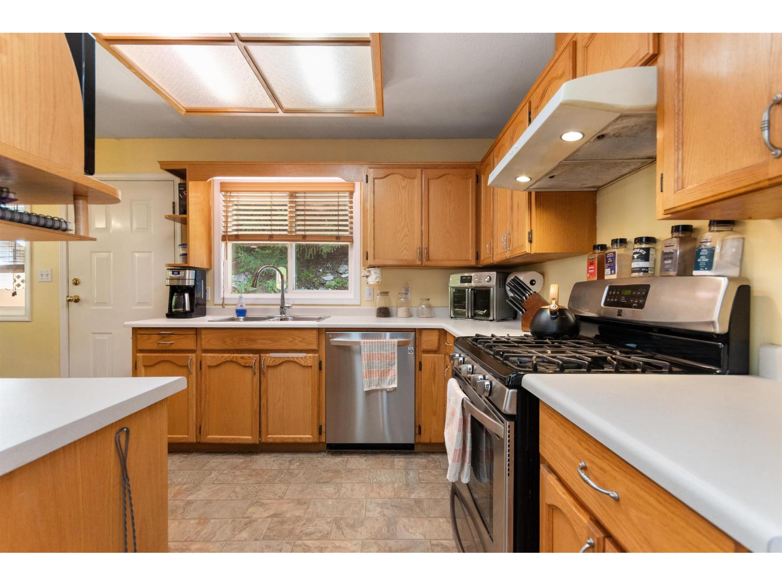 21454 Richmond Drive, Hope, Hope, British Columbia  V0X 1L1 - Photo 11 - R3115940