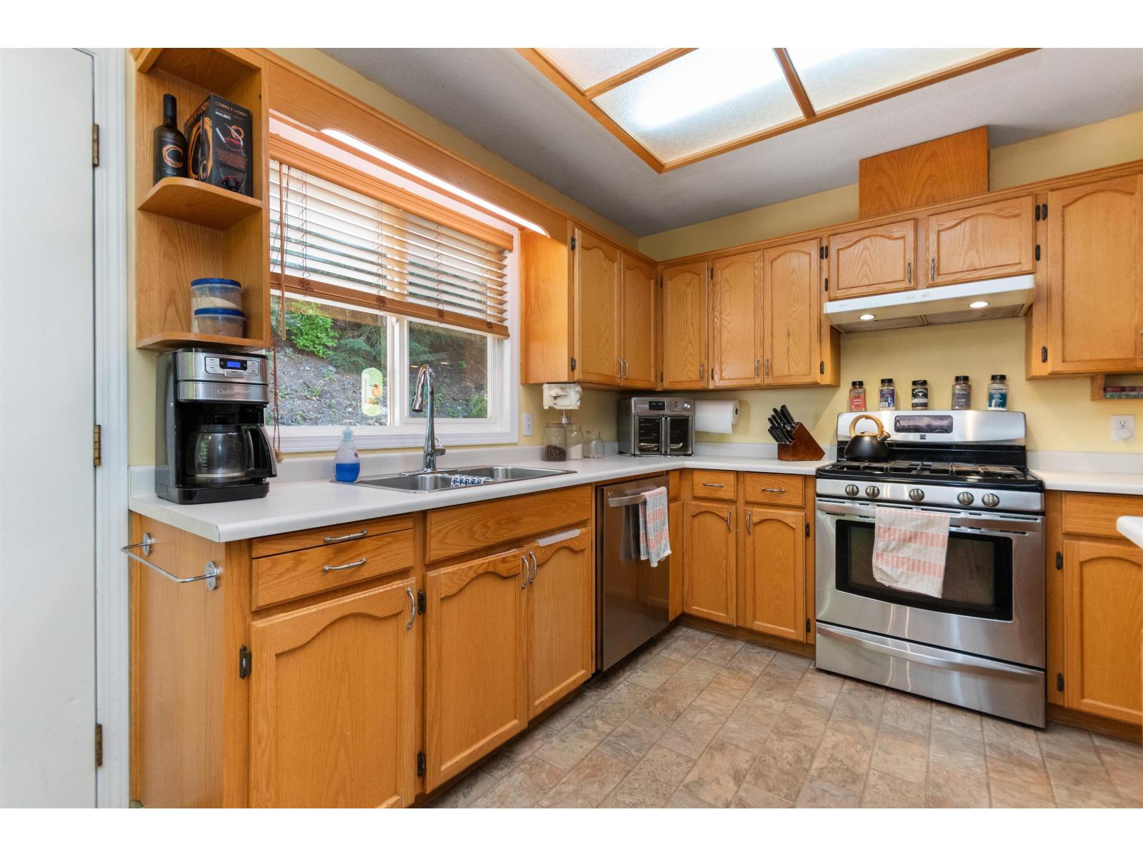 21454 Richmond Drive, Hope, Hope, British Columbia  V0X 1L1 - Photo 12 - R3115940