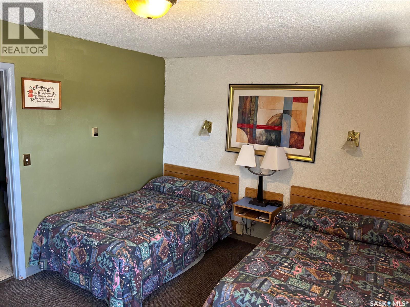 155 North Service Road, Swift Current, Saskatchewan  S9H 3S8 - Photo 10 - SK033878