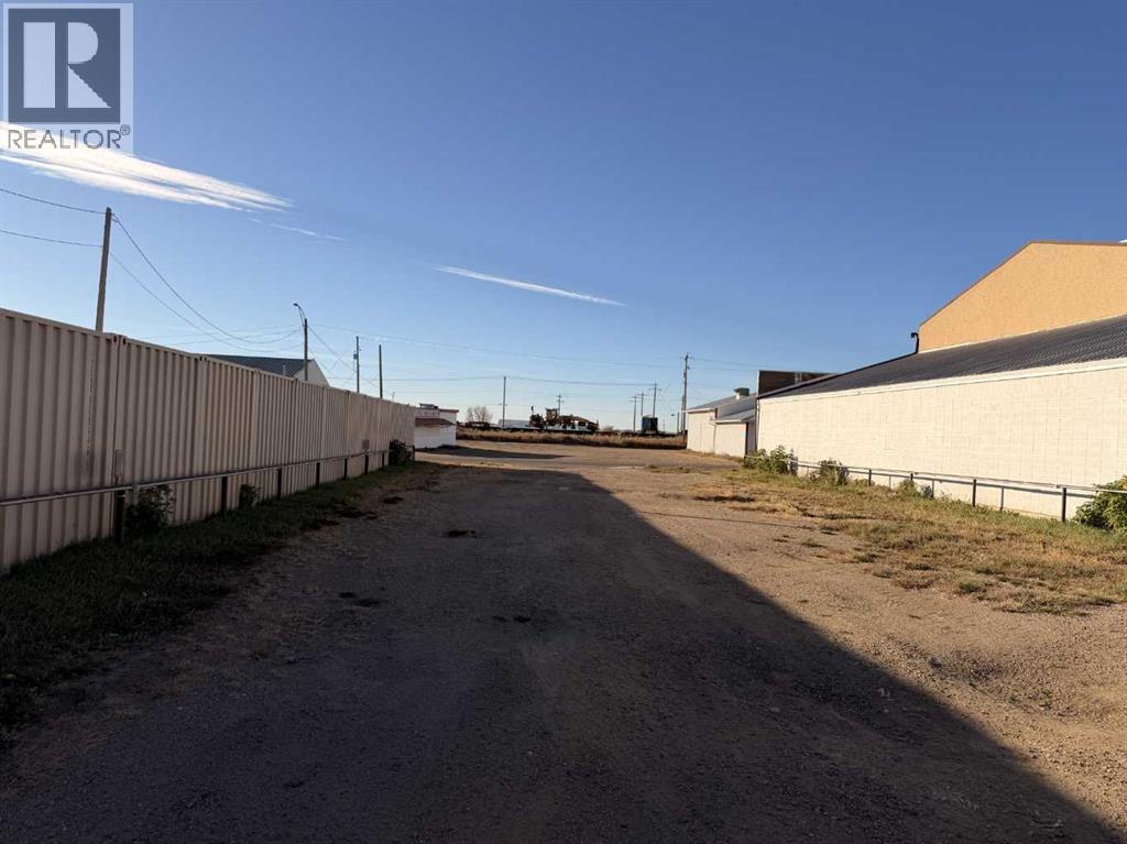 4904 50 Avenue, Provost, Alberta  T0B 3S0 - Photo 2 - A2268469