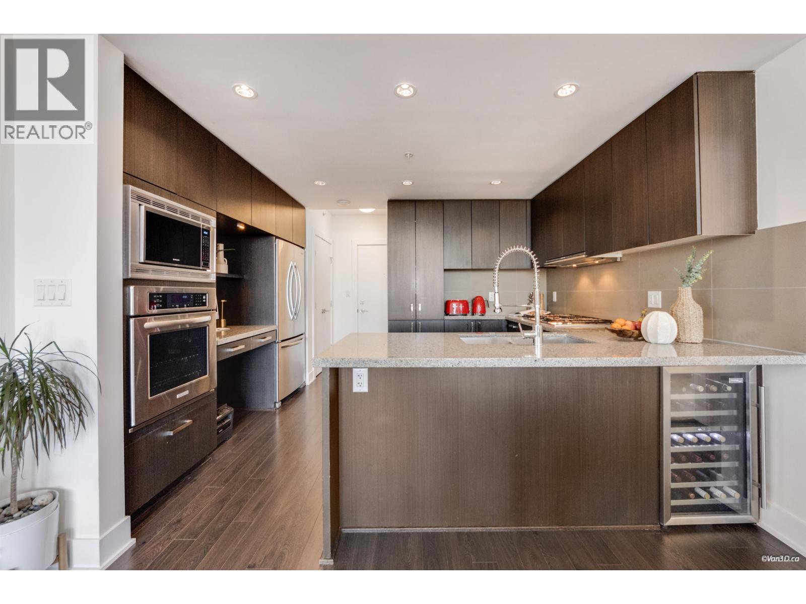 1901 1155 THE HIGH STREET, Coquitlam, British Columbia