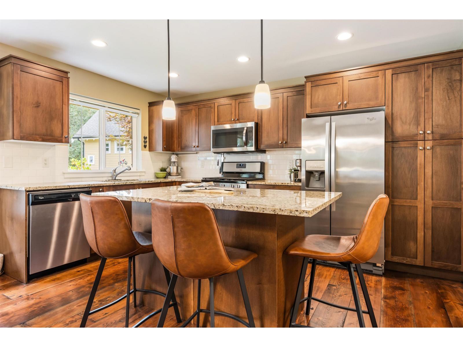 43425 Blue Grouse Lane, Cultus Lake South, Lindell Beach, British Columbia  V2R 0X8 - Photo 4 - R3116783