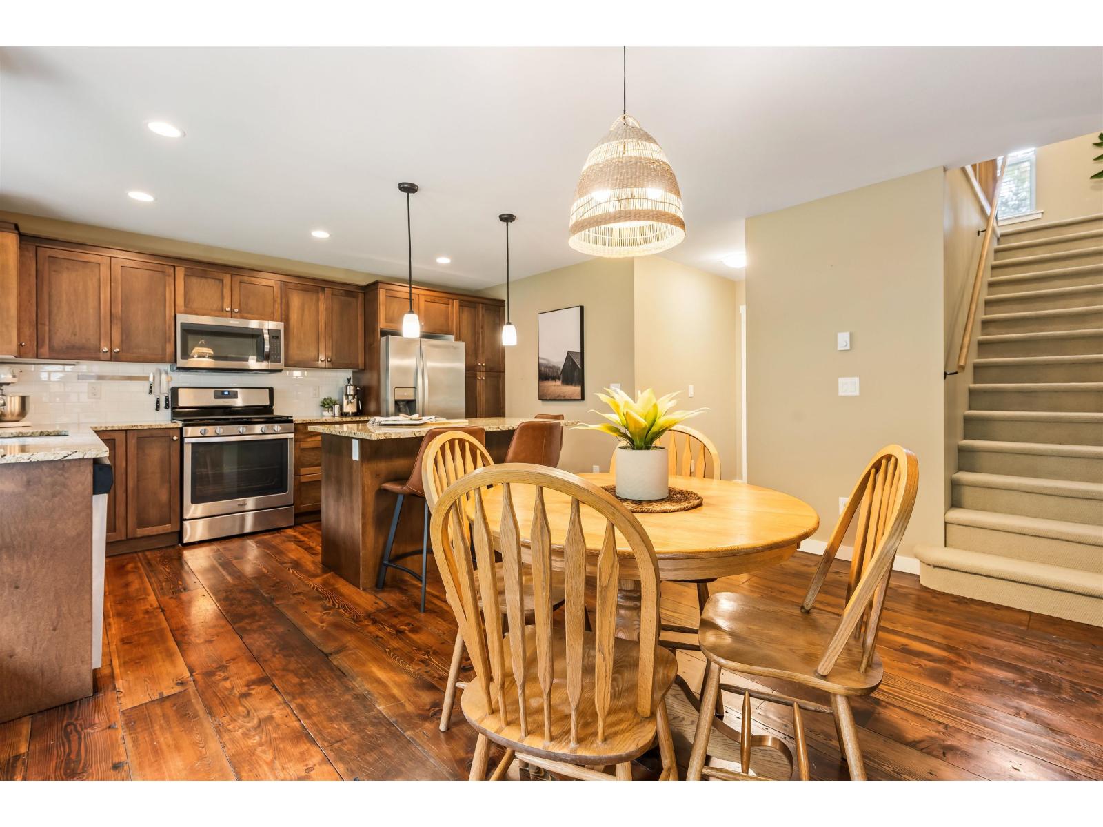 43425 Blue Grouse Lane, Cultus Lake South, Lindell Beach, British Columbia  V2R 0X8 - Photo 8 - R3116783