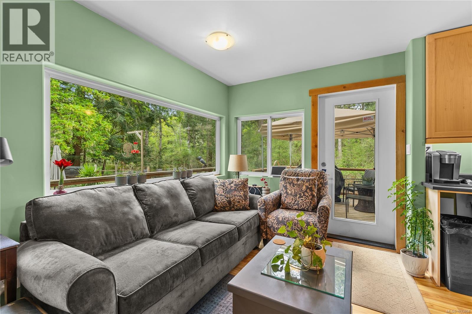 3055 Mander Rd, Gabriola Island, British Columbia  V0R 1X7 - Photo 6 - 1033894