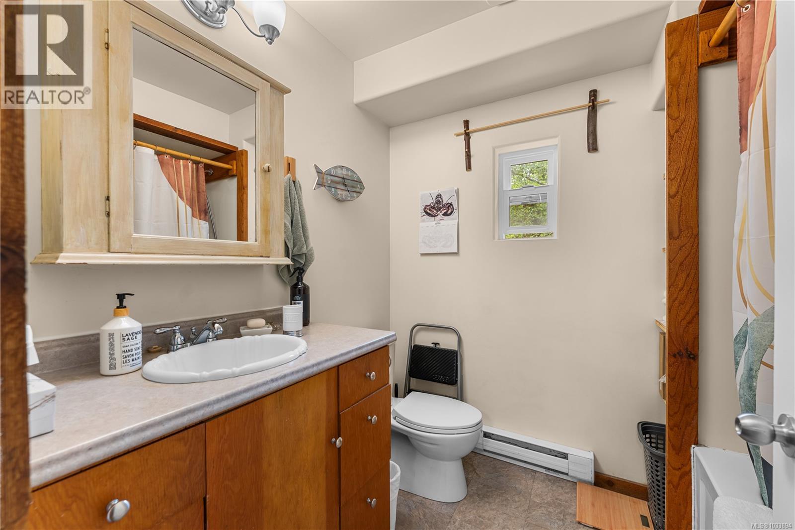 3055 Mander Rd, Gabriola Island, British Columbia  V0R 1X7 - Photo 8 - 1033894