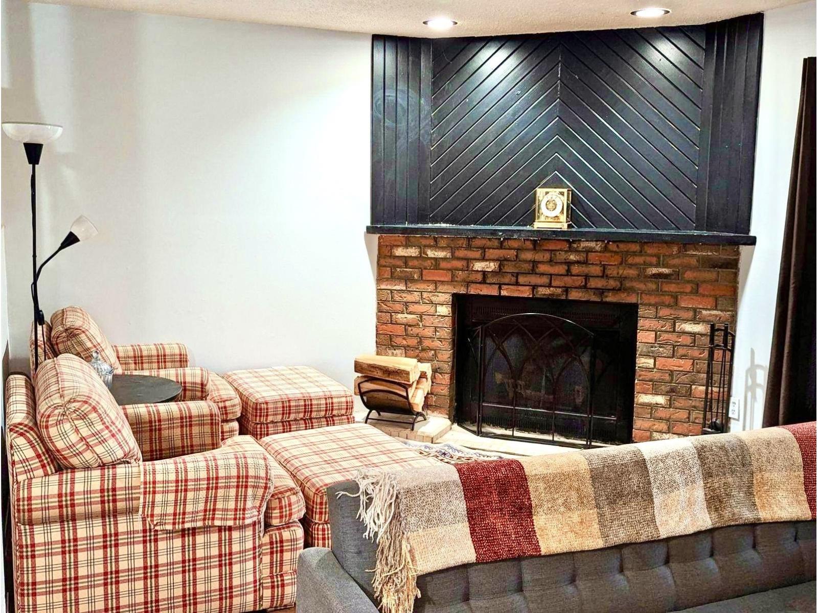 19883 53 Avenue, Langley, British Columbia  V3A 6W2 - Photo 3 - R3116435