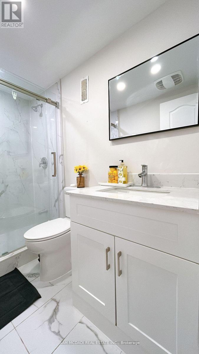 565 Indian Summer Trail, Mississauga, Ontario  L4Z 3Y8 - Photo 8 - W13058376