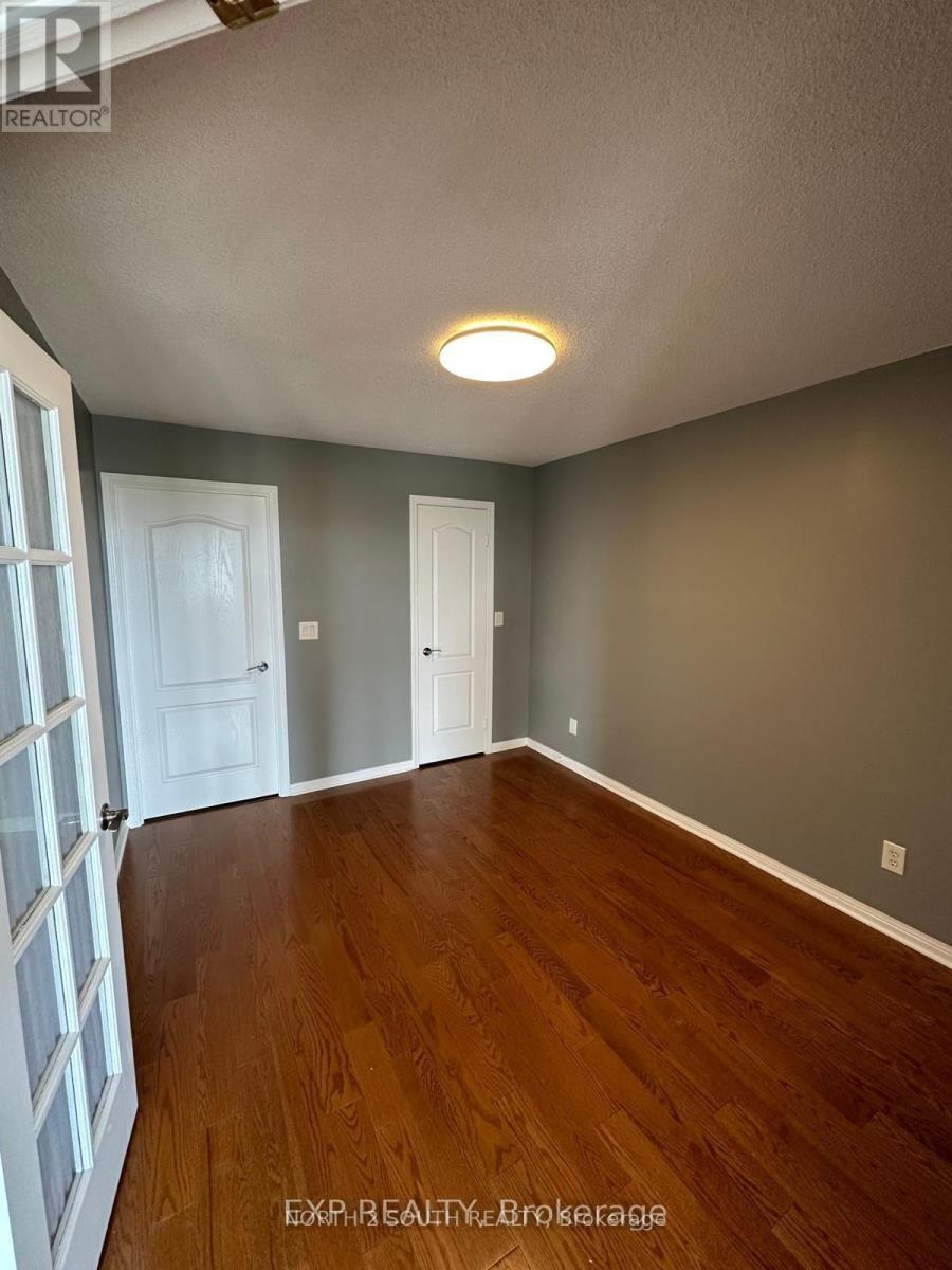 1002 - 1150 Parkwest Place, Mississauga, Ontario  L5E 3K4 - Photo 5 - W13058406