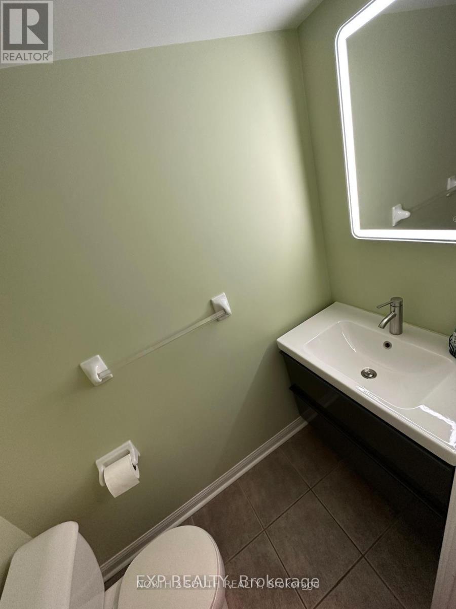 1002 - 1150 Parkwest Place, Mississauga, Ontario  L5E 3K4 - Photo 6 - W13058406