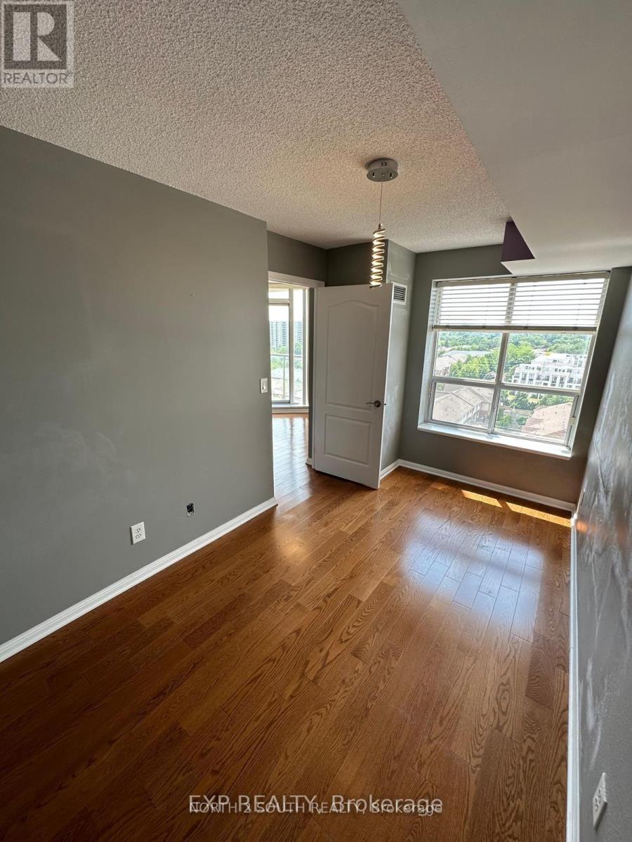 1002 - 1150 Parkwest Place, Mississauga, Ontario  L5E 3K4 - Photo 9 - W13058406