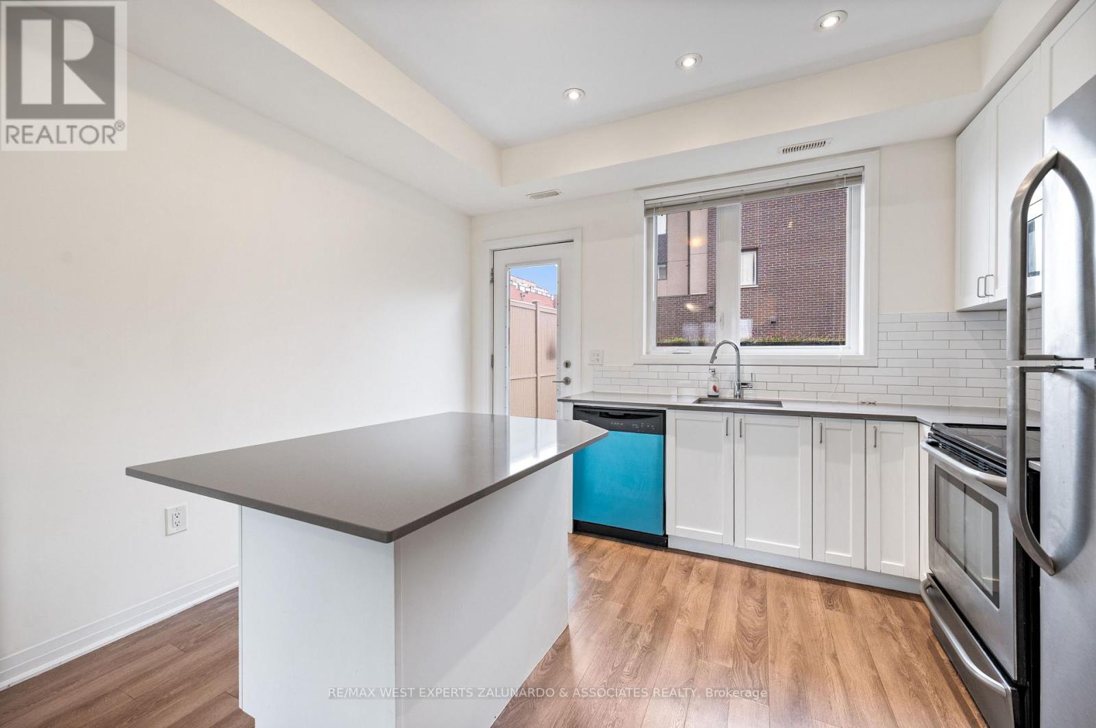 3 - 120 Frederick Tisdale Drive, Toronto, Ontario  M3K 0A8 - Photo 10 - W13058586