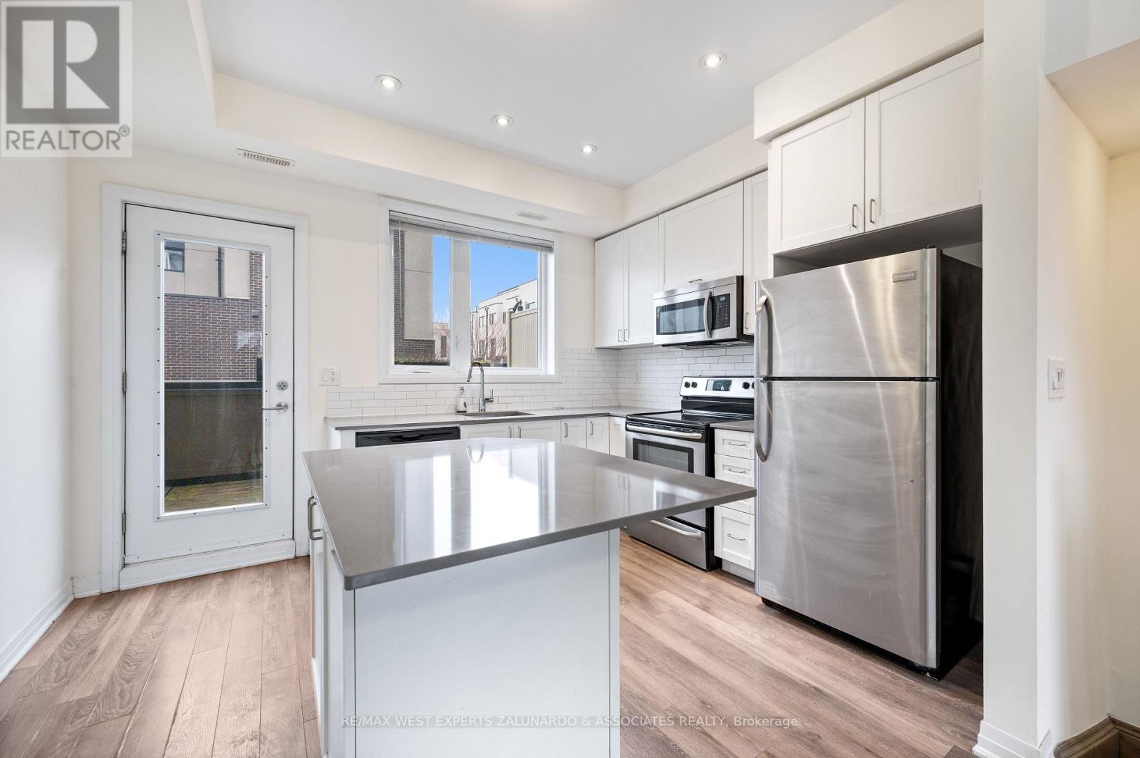 3 - 120 Frederick Tisdale Drive, Toronto, Ontario  M3K 0A8 - Photo 9 - W13058586