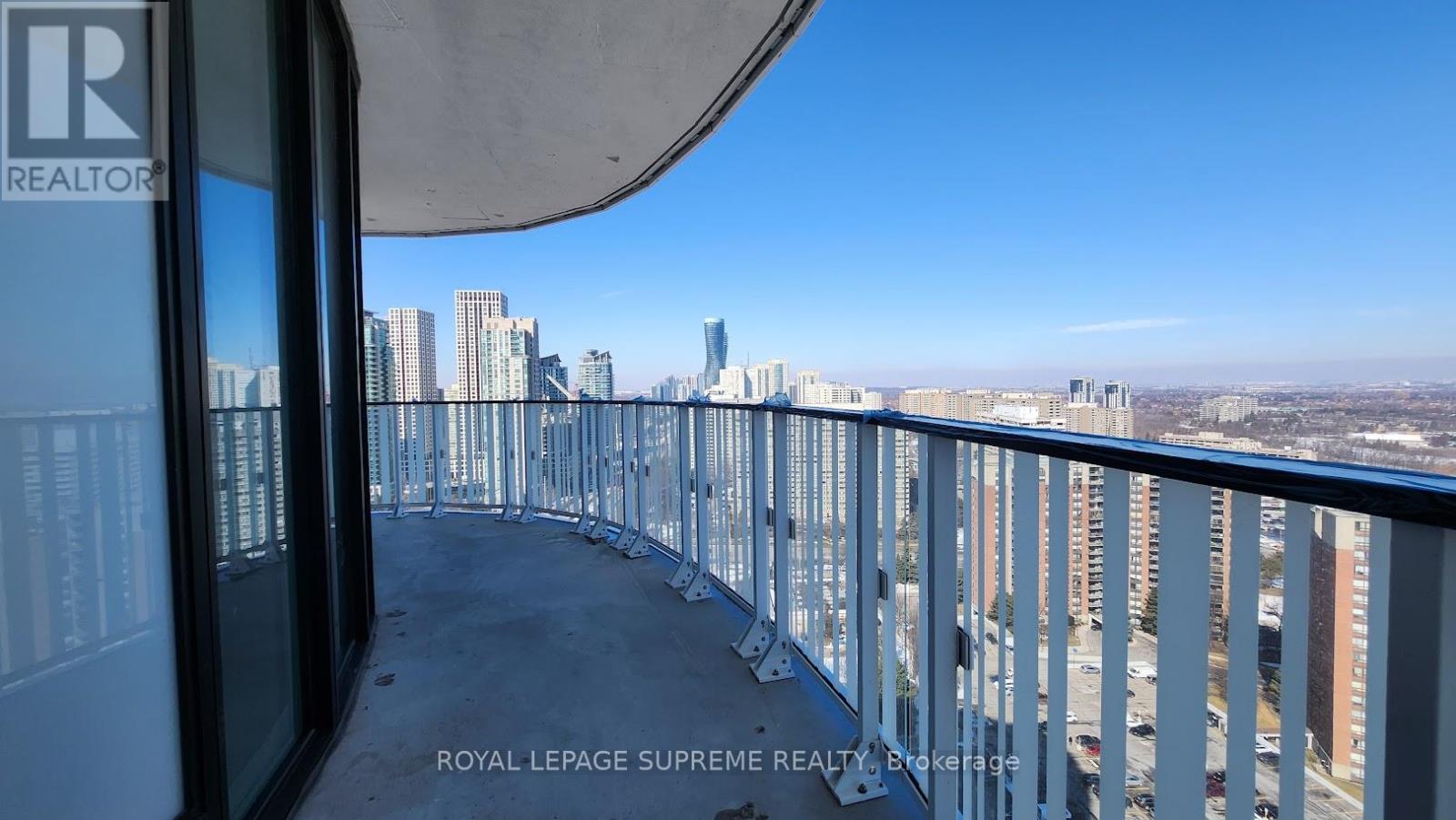 2204 - 1 Fairview Road E, Mississauga, Ontario  L5A 0B4 - Photo 4 - W13058606