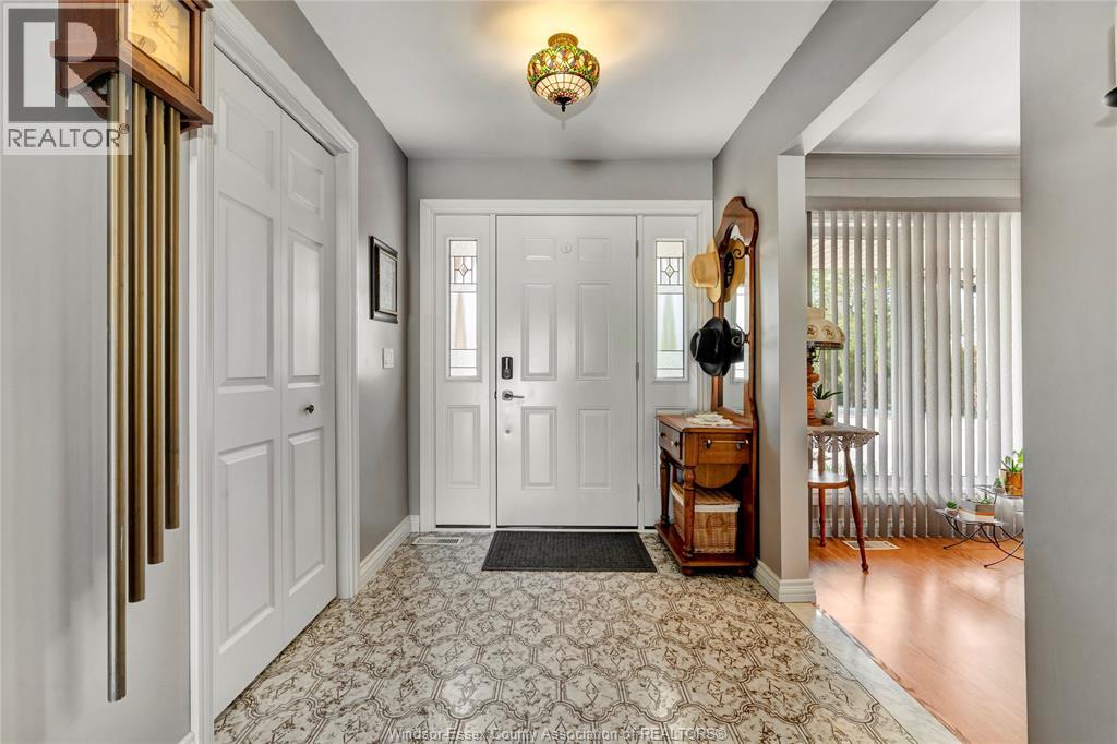 3927 Concession 3 South, Amherstburg, Ontario  N9V 2Y8 - Photo 3 - 26009565