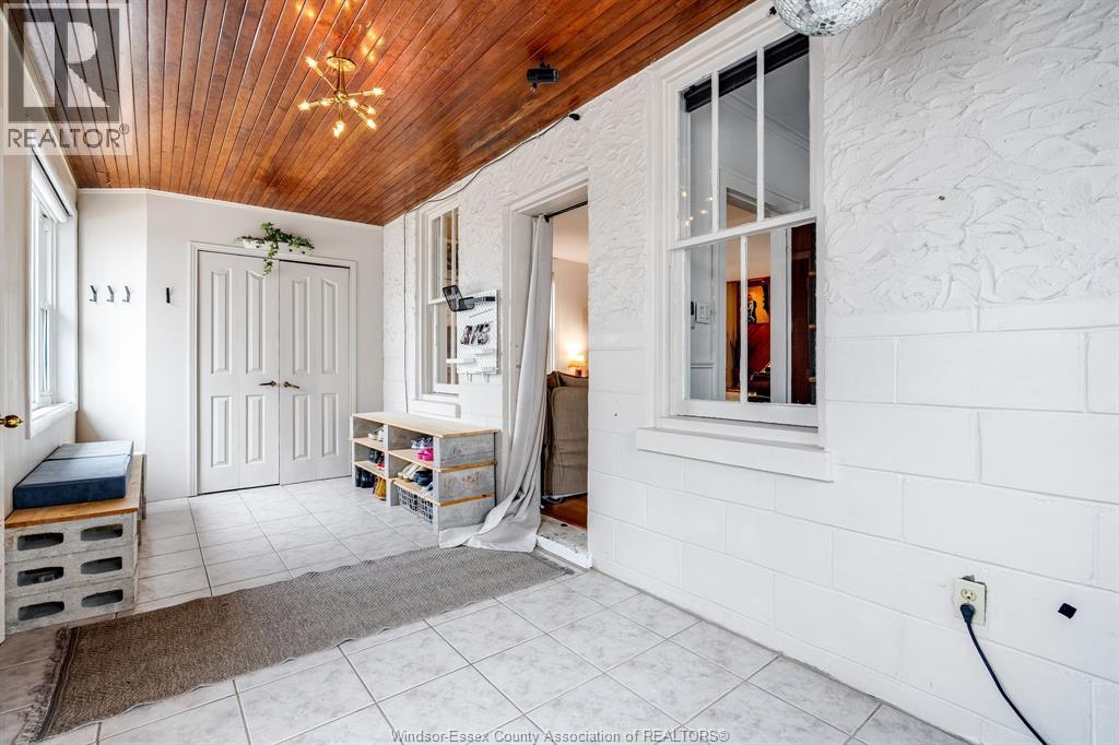 544 1st Boulevard, Kingsville, Ontario  N9Y 3V8 - Photo 3 - 26009564