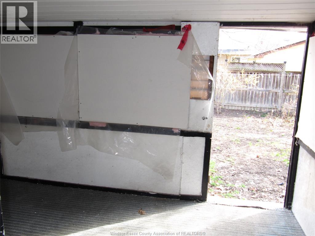 1462 Labadie, Windsor, Ontario  N8Y 4H1 - Photo 10 - 26007492