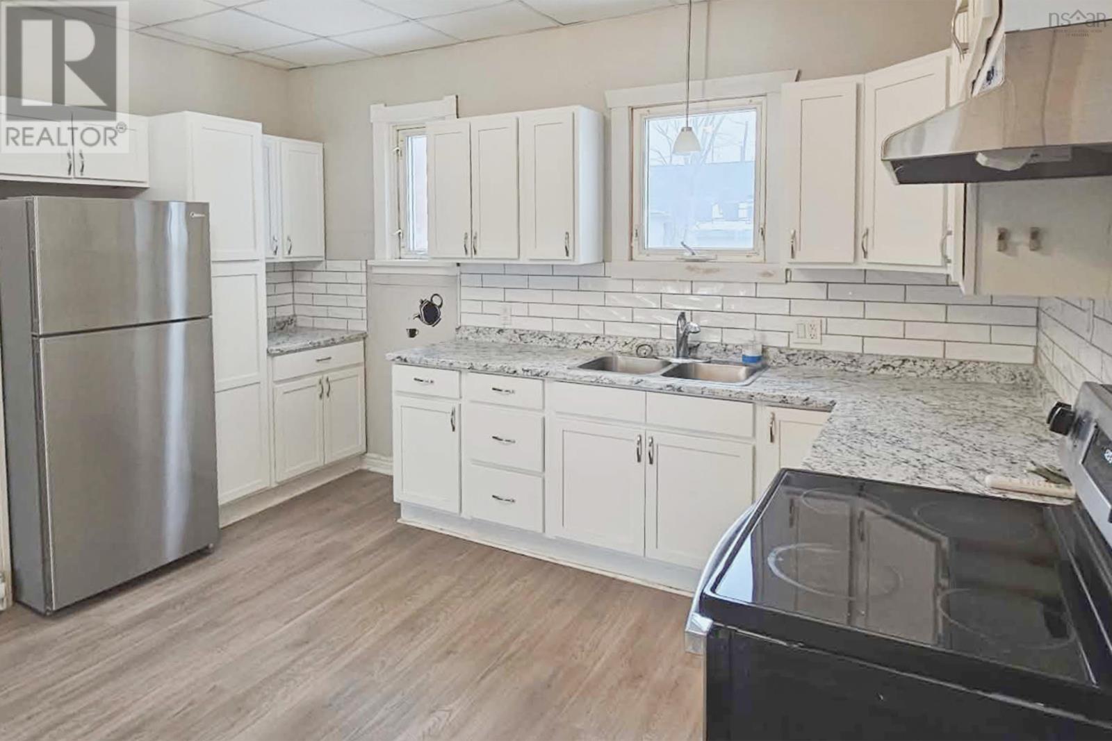14 Prince Arthur Street, Amherst, Nova Scotia  B4H 1V4 - Photo 10 - 202608978