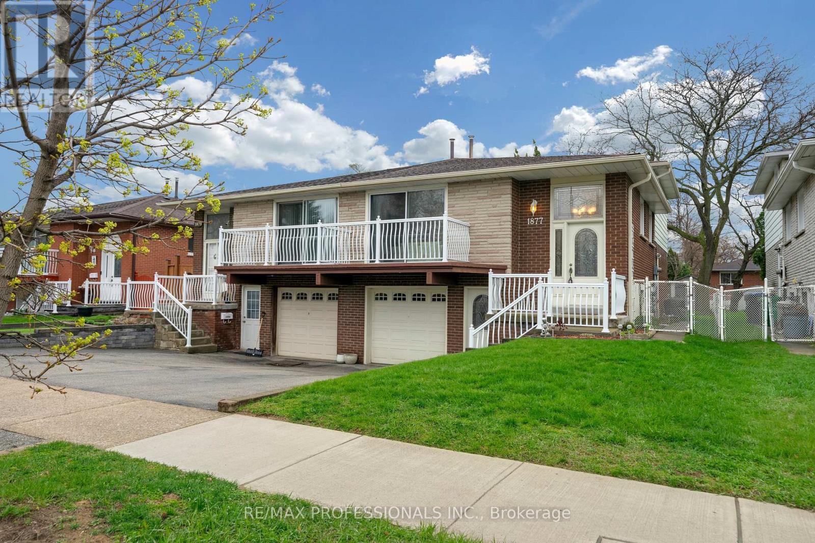 1877 SILVERBERRY CRESCENT, Mississauga, Ontario