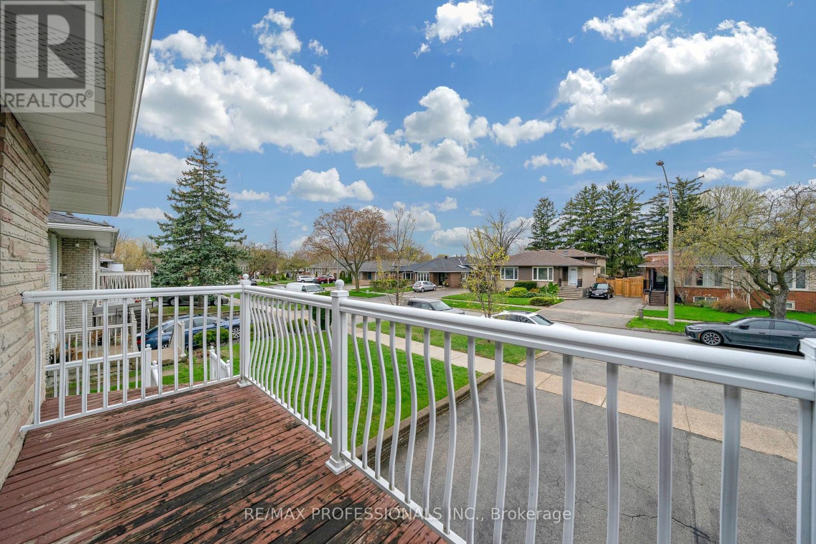 1877 Silverberry Crescent, Mississauga, Ontario  L5J 1C8 - Photo 12 - W13058190