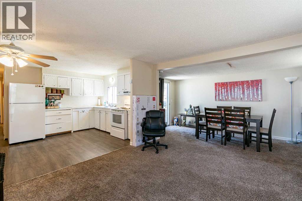 4 48a Street Close, Alix, Alberta  T0C 0B0 - Photo 11 - A2306091