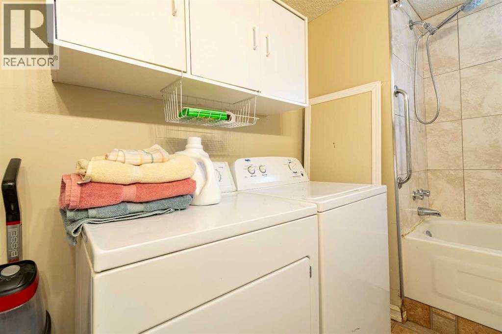 4 48a Street Close, Alix, Alberta  T0C 0B0 - Photo 22 - A2306091