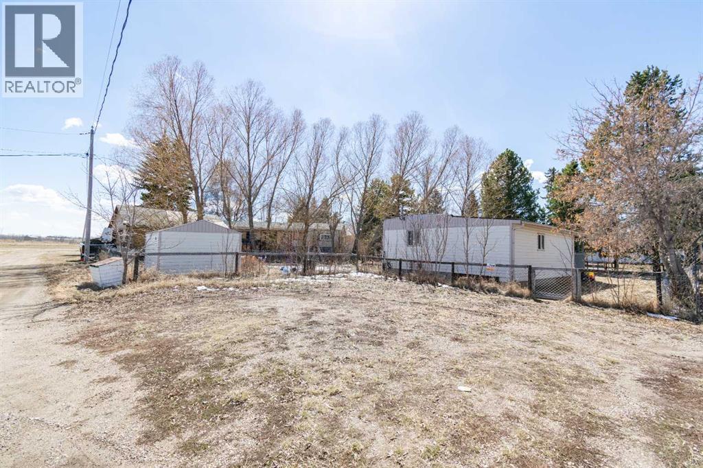 4 48a Street Close, Alix, Alberta  T0C 0B0 - Photo 32 - A2306091
