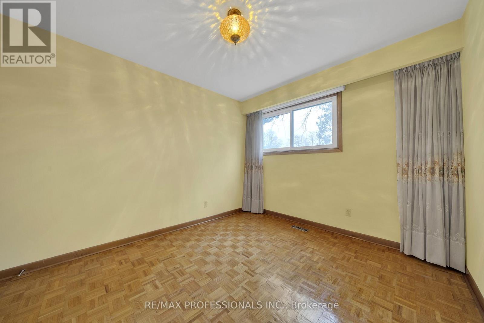 1877 Silverberry Crescent, Mississauga, Ontario  L5J 1C8 - Photo 47 - W13058190