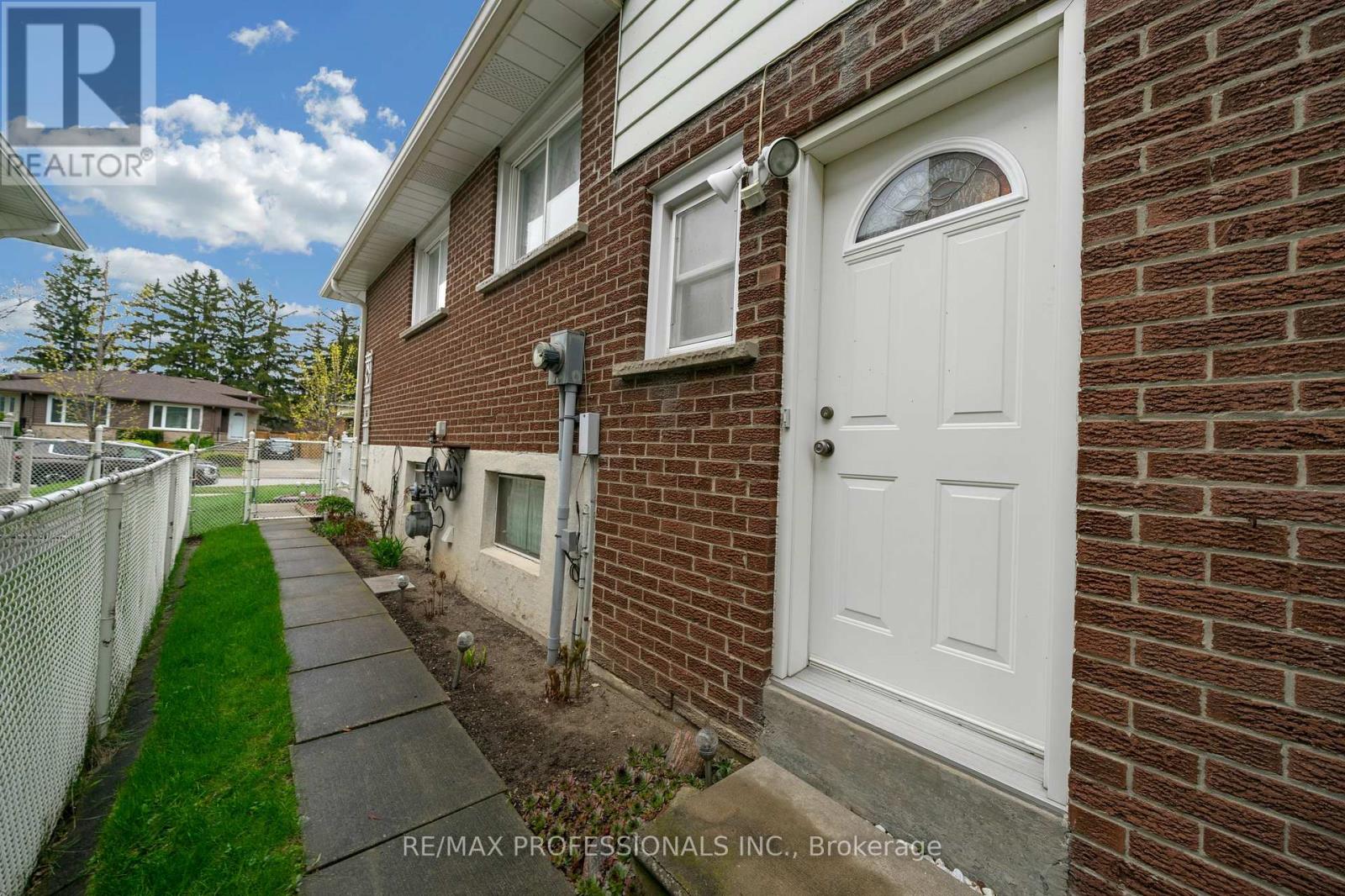 1877 Silverberry Crescent, Mississauga, Ontario  L5J 1C8 - Photo 25 - W13058190