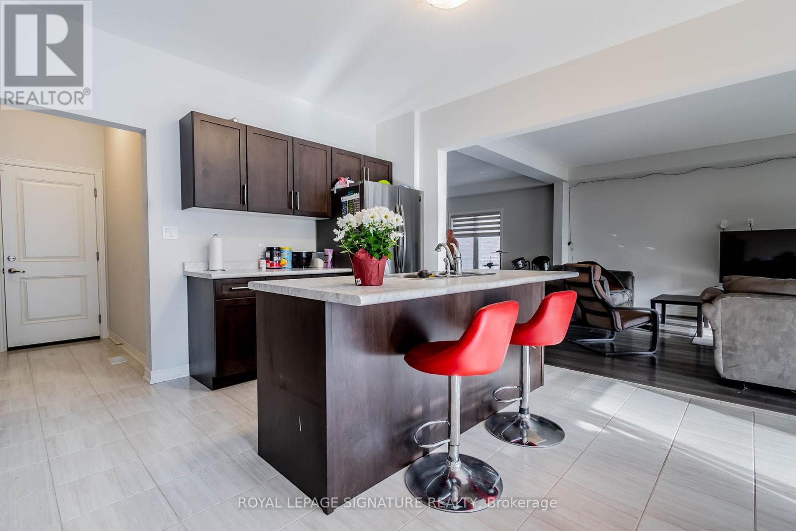 Upper Level - 11 Overholt Drive, Thorold, Ontario  L2V 0G4 - Photo 14 - X13058288