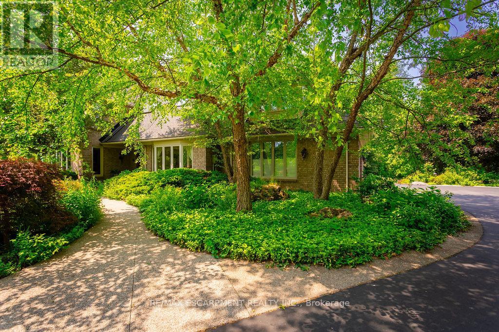 27 Blackberry Place, Hamilton, Ontario  L0R 1H2 - Photo 7 - X13058332