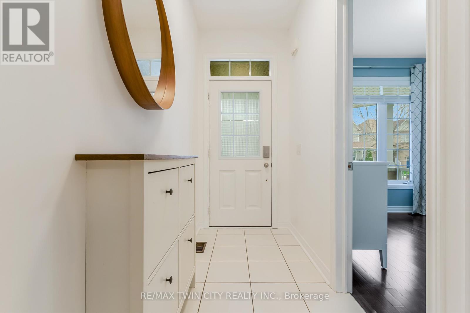 644 Baldwin Crescent, Woodstock, Ontario  N4T 0G5 - Photo 3 - X13058464